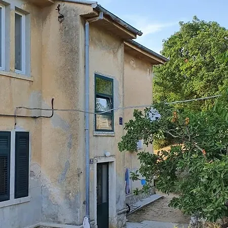 Grego Apartment *